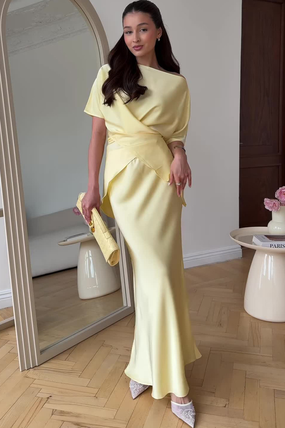 MELISA | Elegantes Drapiertes Satinkleid