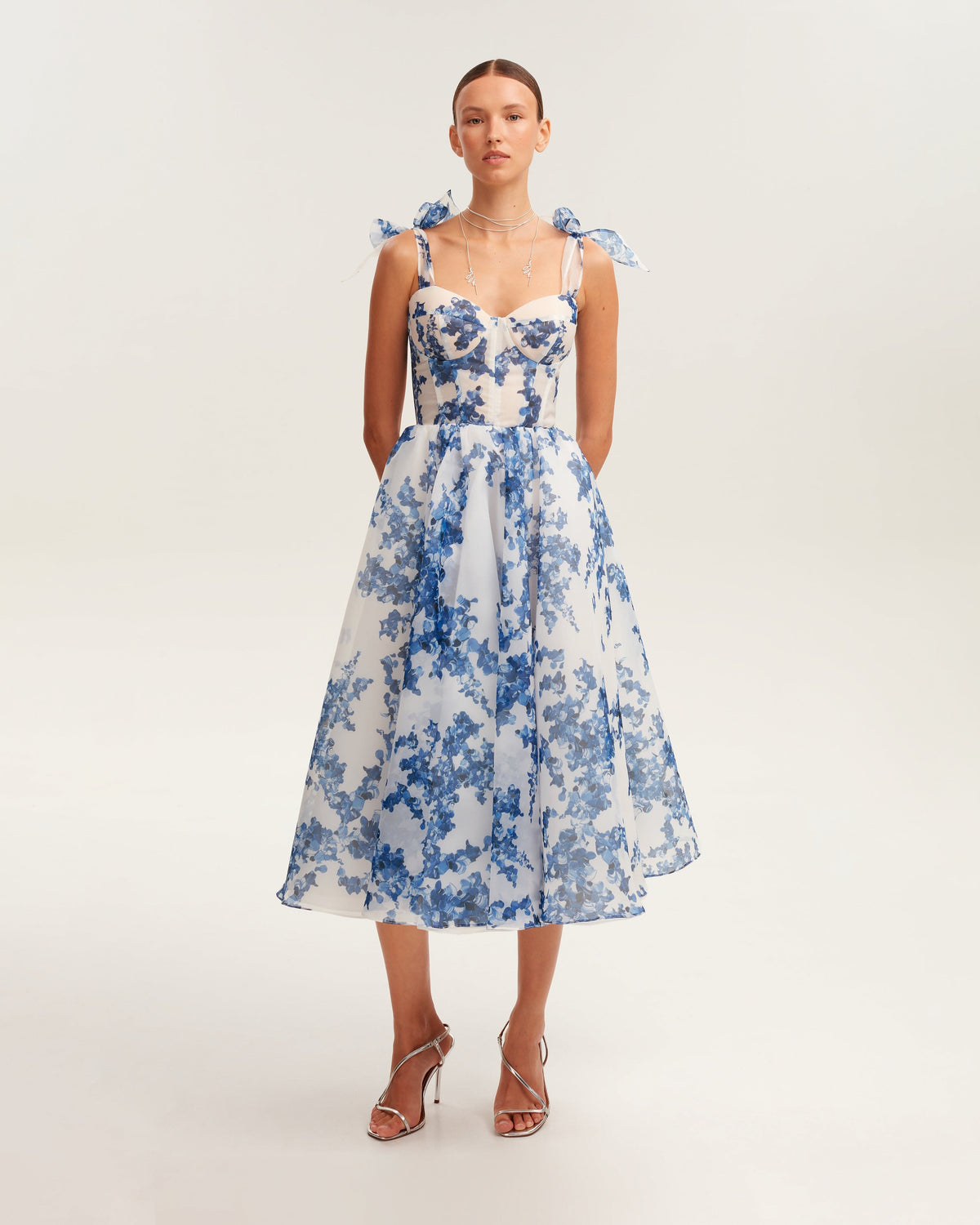 LESLIE | Charmantes Midikleid