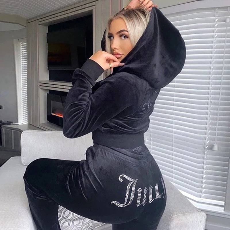 JUICY - Tracksuit