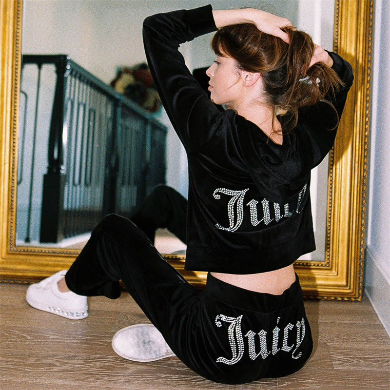 JUICY - Tracksuit