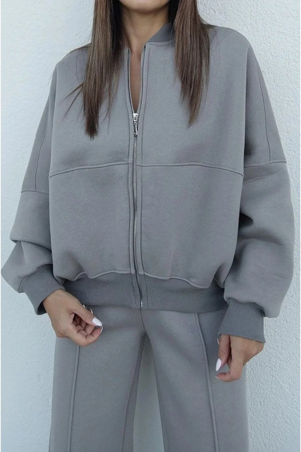 NOVEL | Trendy Tracksuit