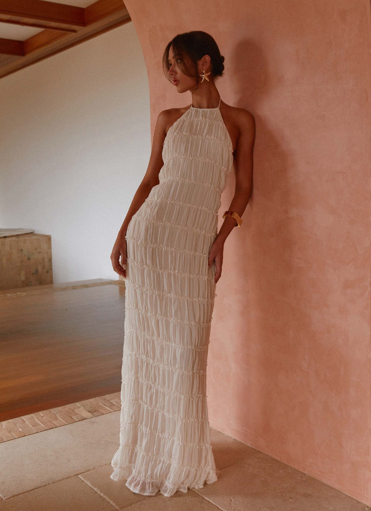 SANDRA | Chic Maxikleid mit Halterneck-Ausschnitt